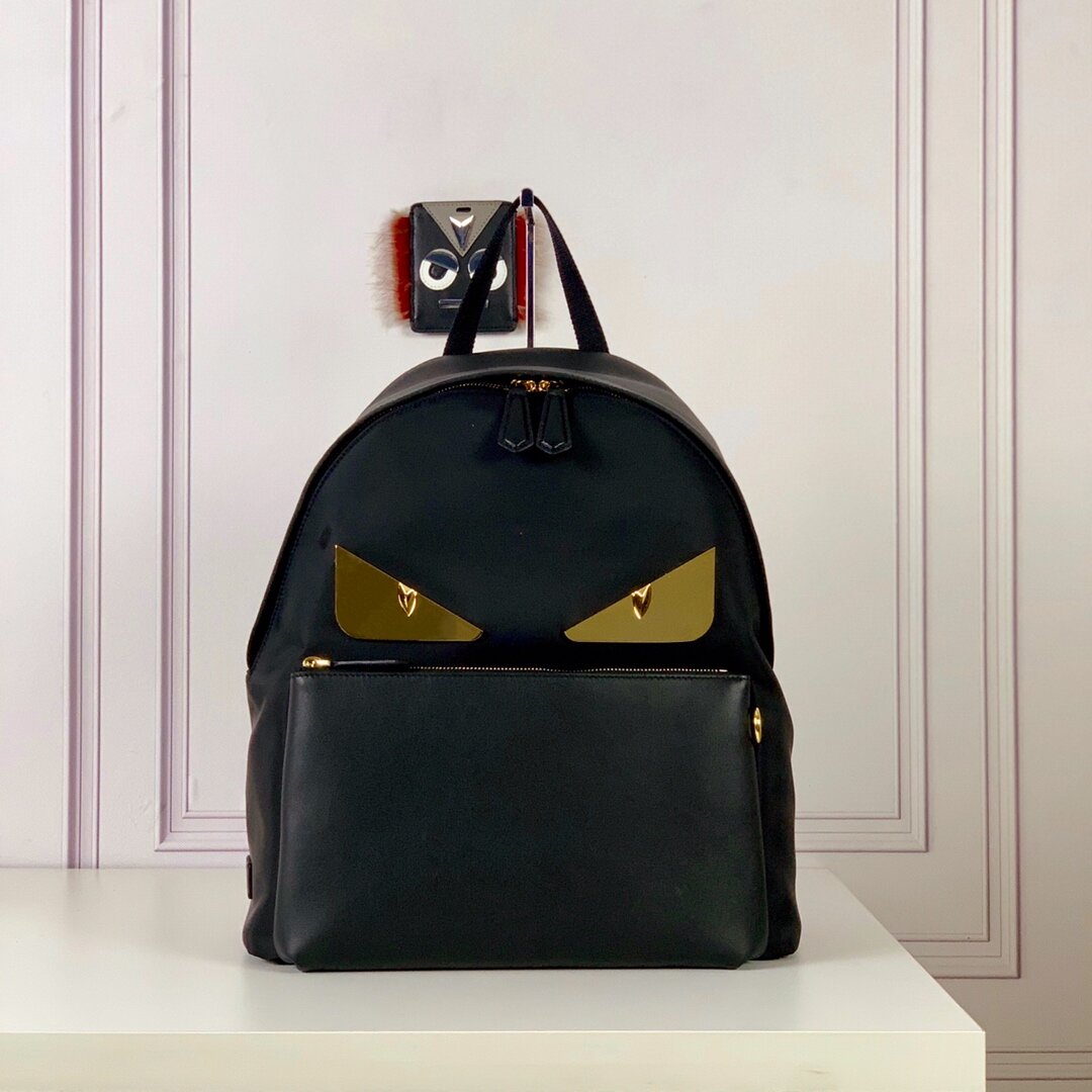 FENDI backpack L 34x39x20cm